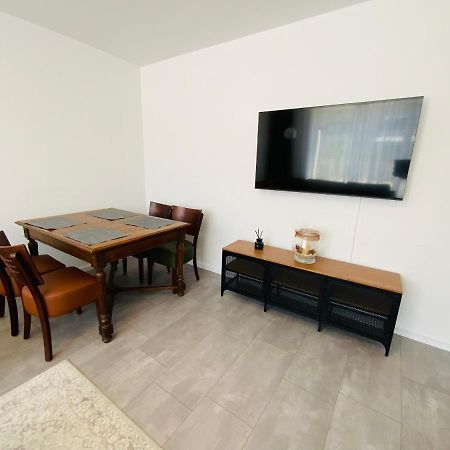 Sehr Schoenes Haus Mit Terasse Naehe Duesseldorf Lägenhet Krefeld Exteriör bild